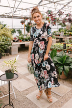 Load image into Gallery viewer, Date Night Maxi in Black
