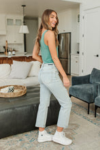 Load image into Gallery viewer, Love on Top Distressed Jeans