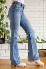 Load image into Gallery viewer, Sabrina Raw Hem Bootcut Jeans