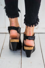 Load image into Gallery viewer, Corkys Calypso Wedge in Black
