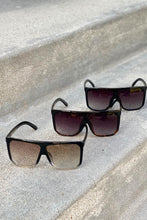 Load image into Gallery viewer, American Bonfire Ignite Sunglasses in Black