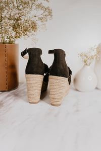 Not Rated Juti Wedges in Black